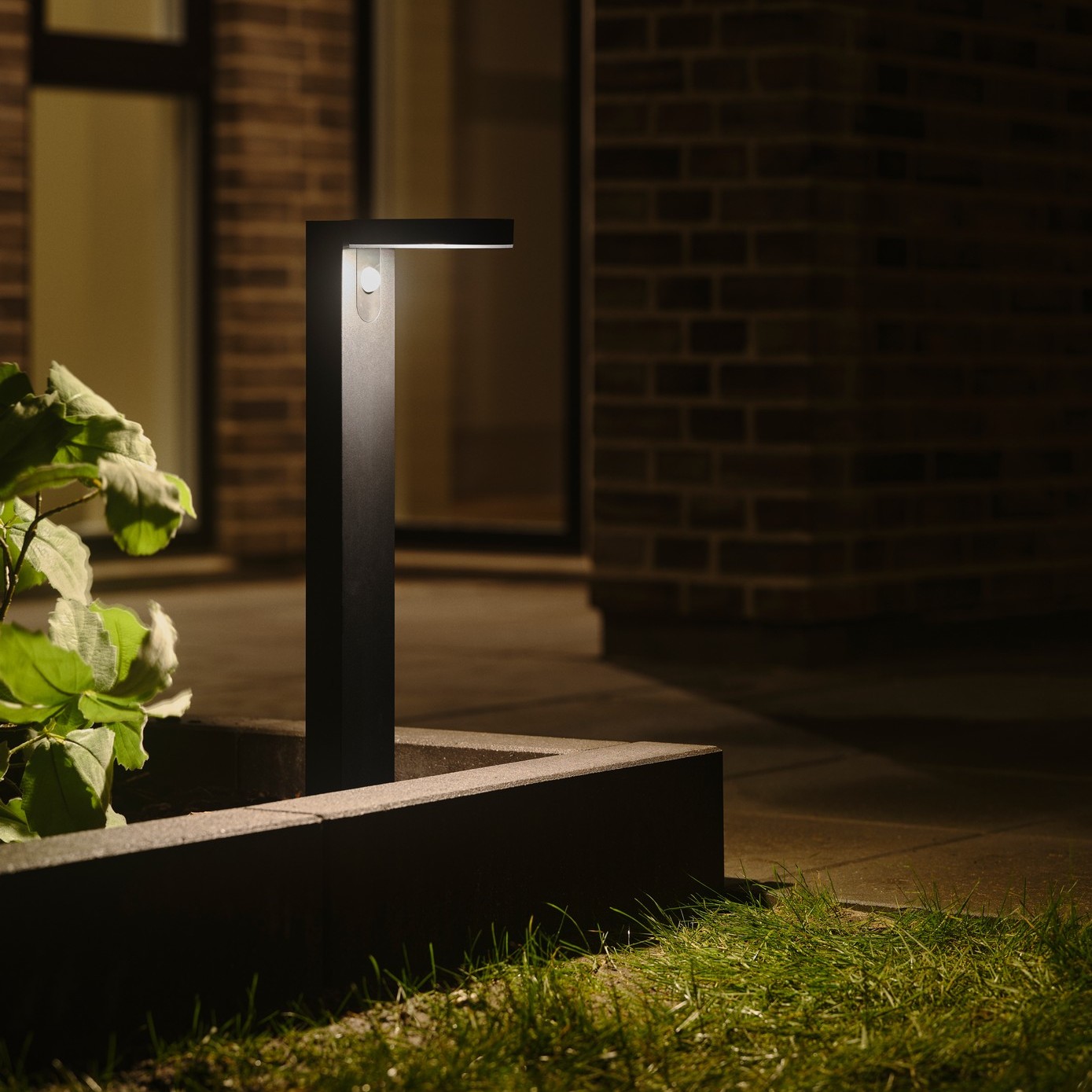 Nordlux Rica Round Solar - lampe de jardin sur pique à énergie solaire - Ø cm - 5W LED inclus - IP44 - noir