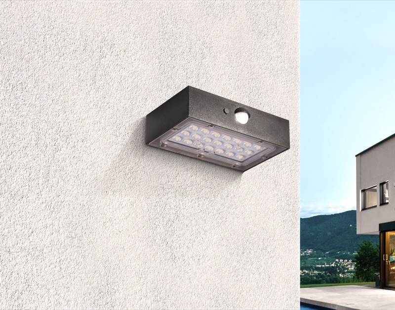 Century Italia Domino MINI - Applique d"extérieur solaire avec capteur - ,5 x 13,7 cm - 3W LED inclus - IP65 - noir