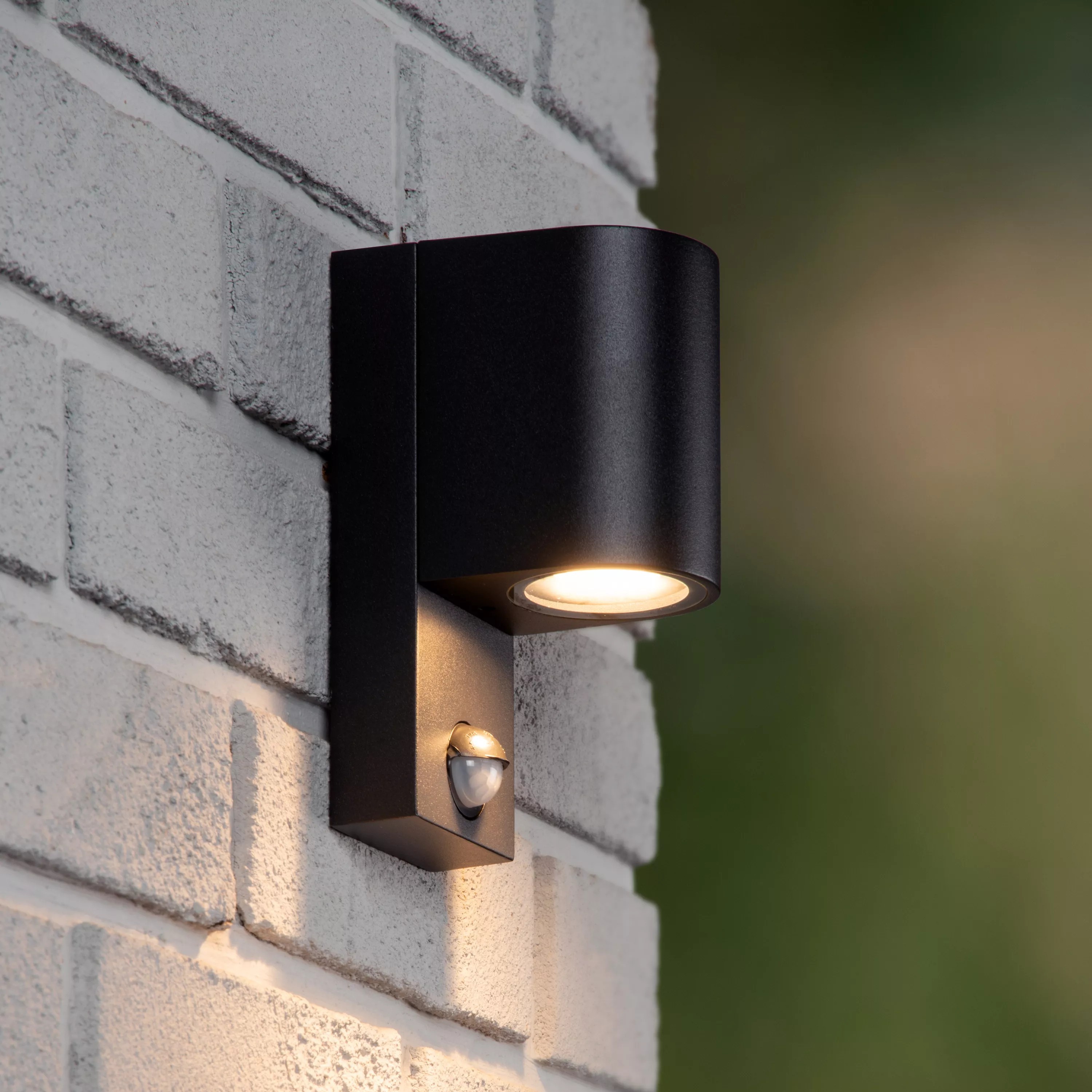 Lucide Zaro Round - applique d"extérieur avec détecteur - ,4 x - IP65 - noir
