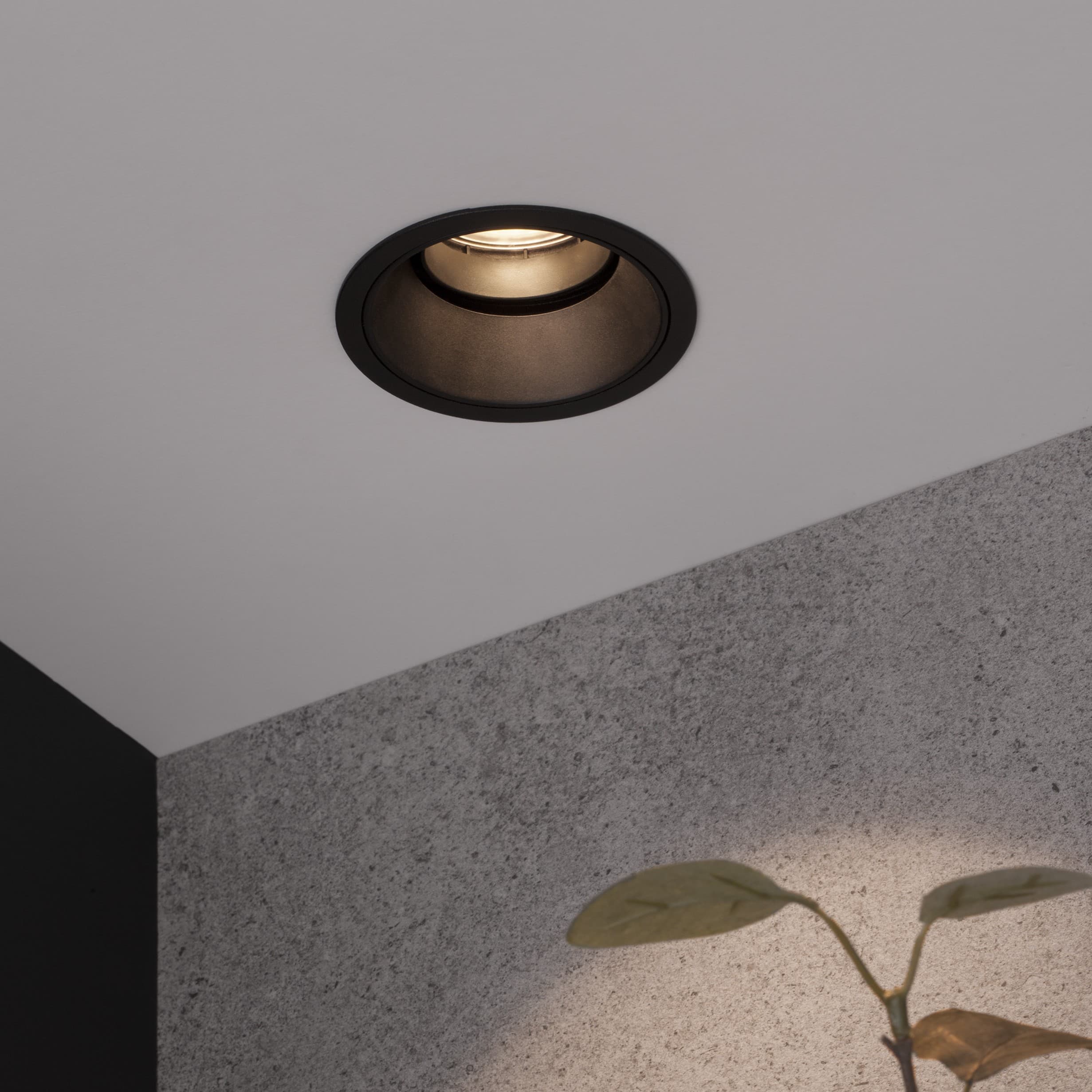 Nova Luce Reina - spot encastré - Ø 90 mm x 49 mm, encastré Ø 75 mm - noir