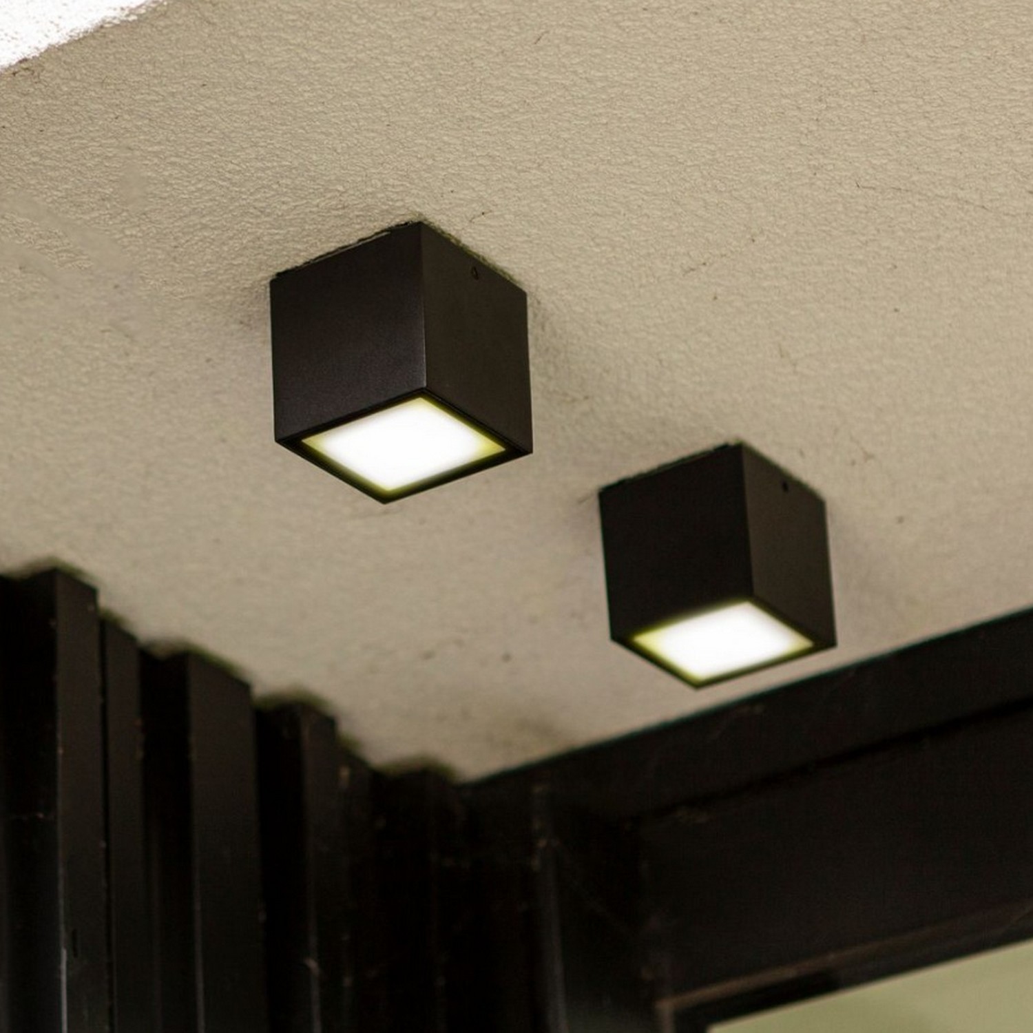 Lutec Gemini - plafonnier extérieur LED - 8,5 x 8,5 x 8,5 cm - 6,9W LED inclus - IP65 - gris foncé