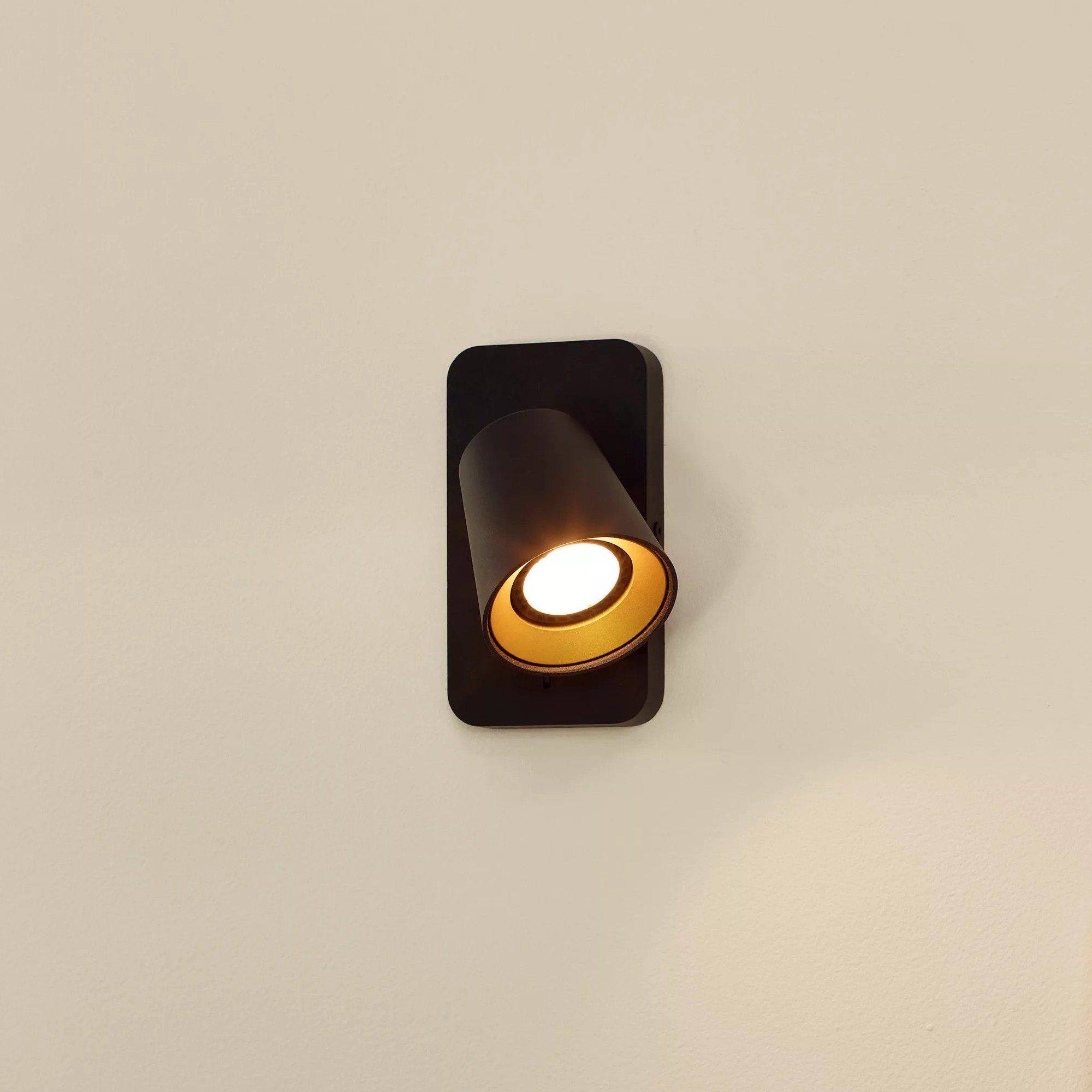 Lucide Turnon - applique murale - x 12,3 cm - 5W LED inclus - dim to warm - noir