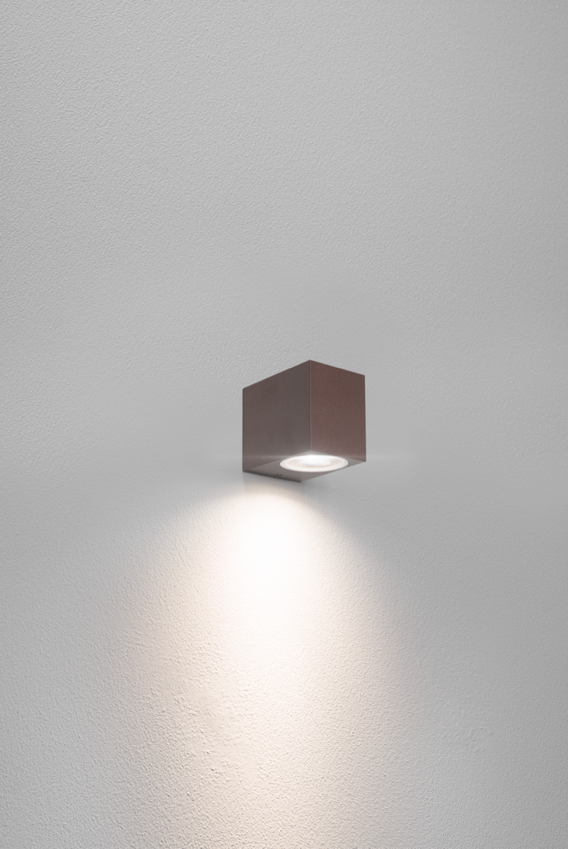 Century Italia Axo - applique d"extérieur - ,8 x 6,8 cm - IP54 - marron