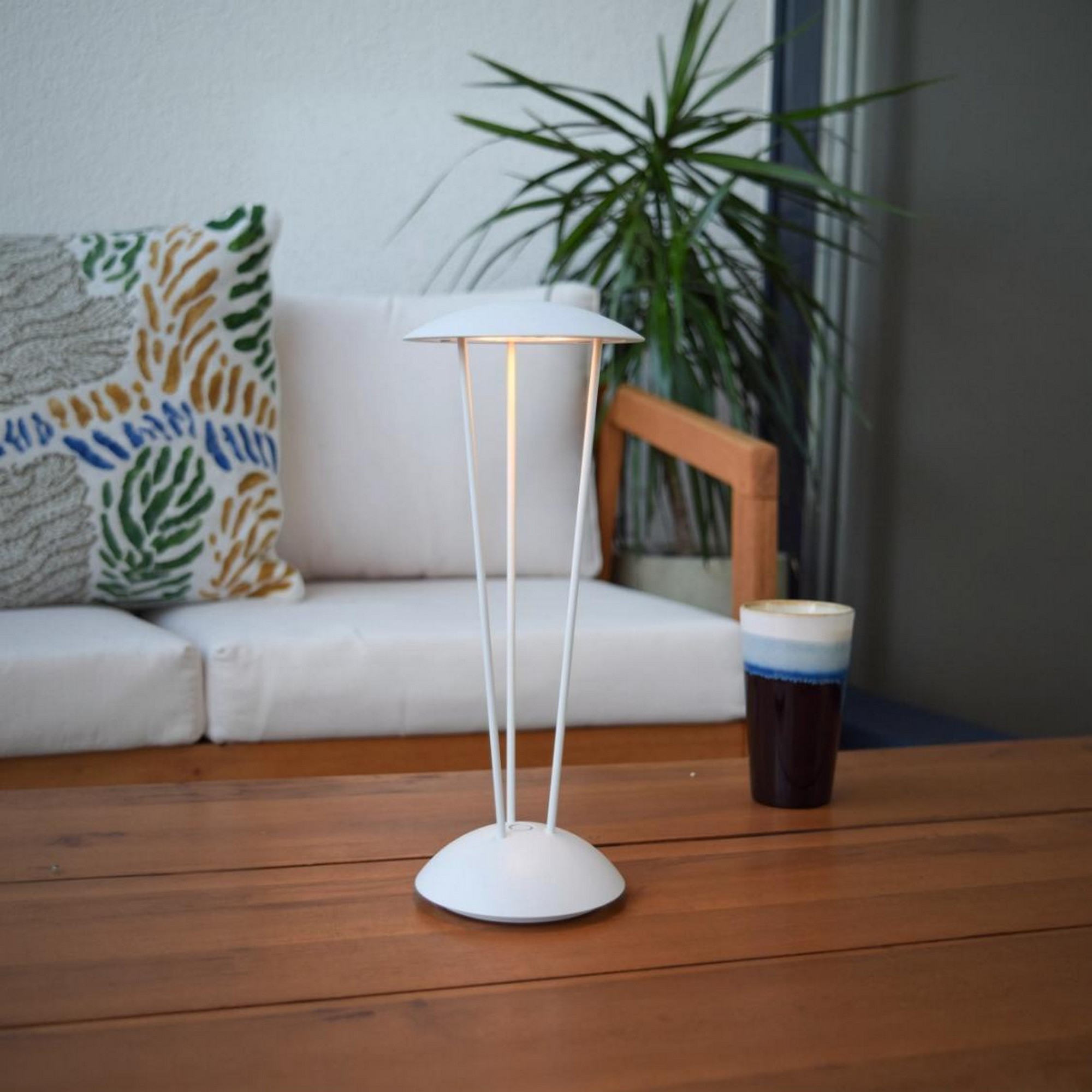 Lucide Renee - lampe de table rechargeable - Ø 12,3 x - 2,2W dim to warm LED inclus - IP54 - blanc
