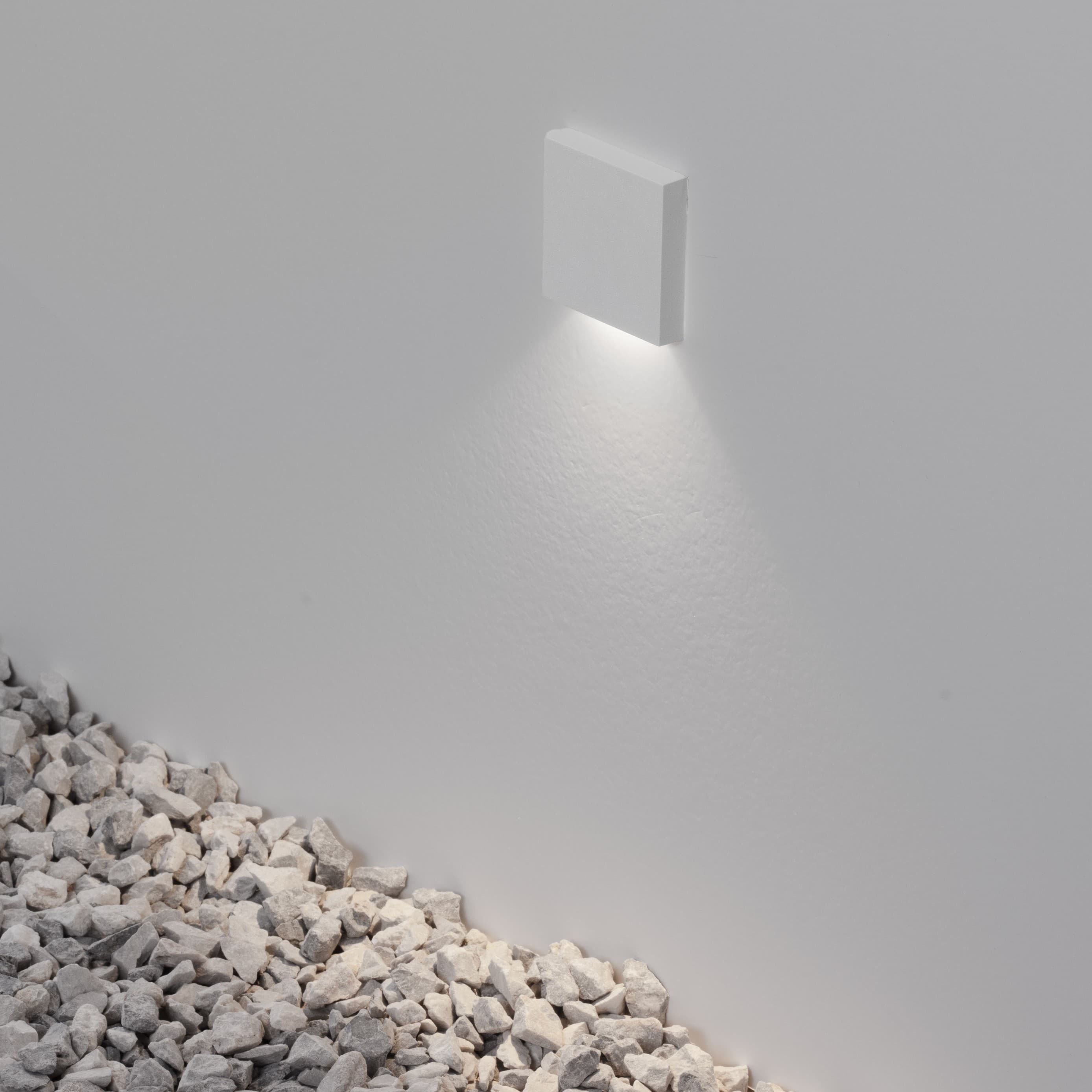 Nova Luce Iko - applique encastrée - 5,5 x 5,5 x 9 cm - 1W LED inclus - IP67 - blanc sablé — vue 3