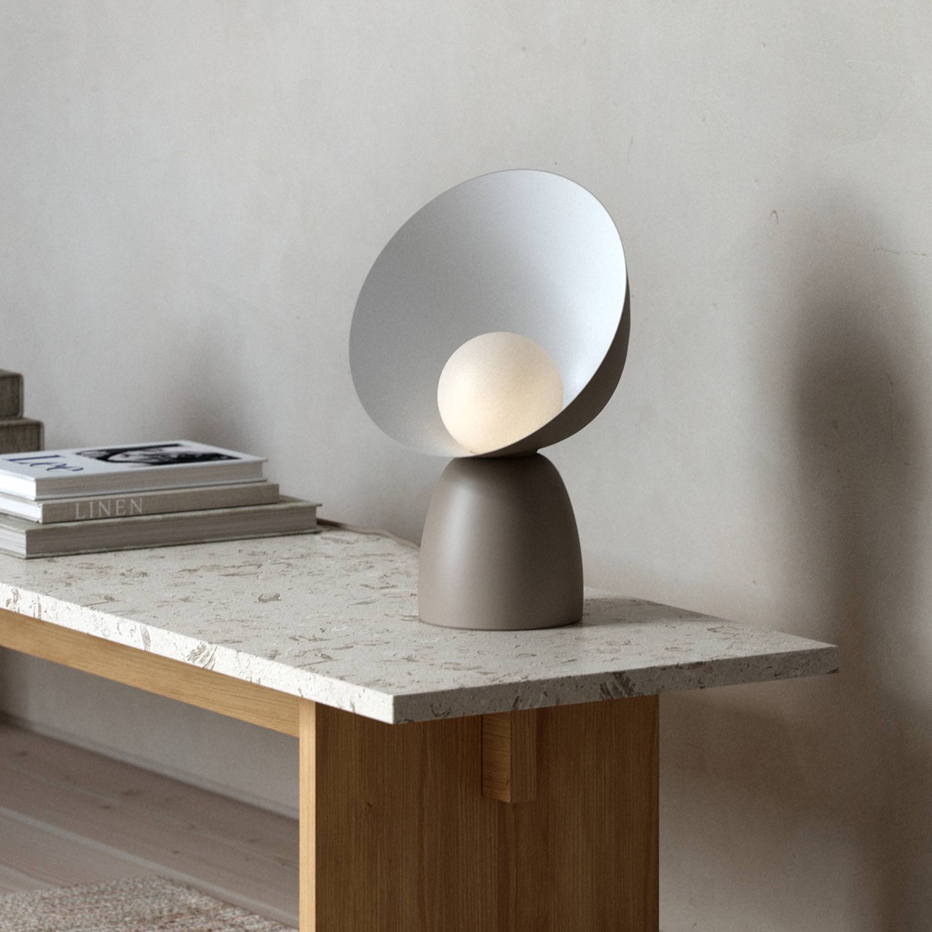 Design for the People Hello - lampe à poser - Ø cm - brun