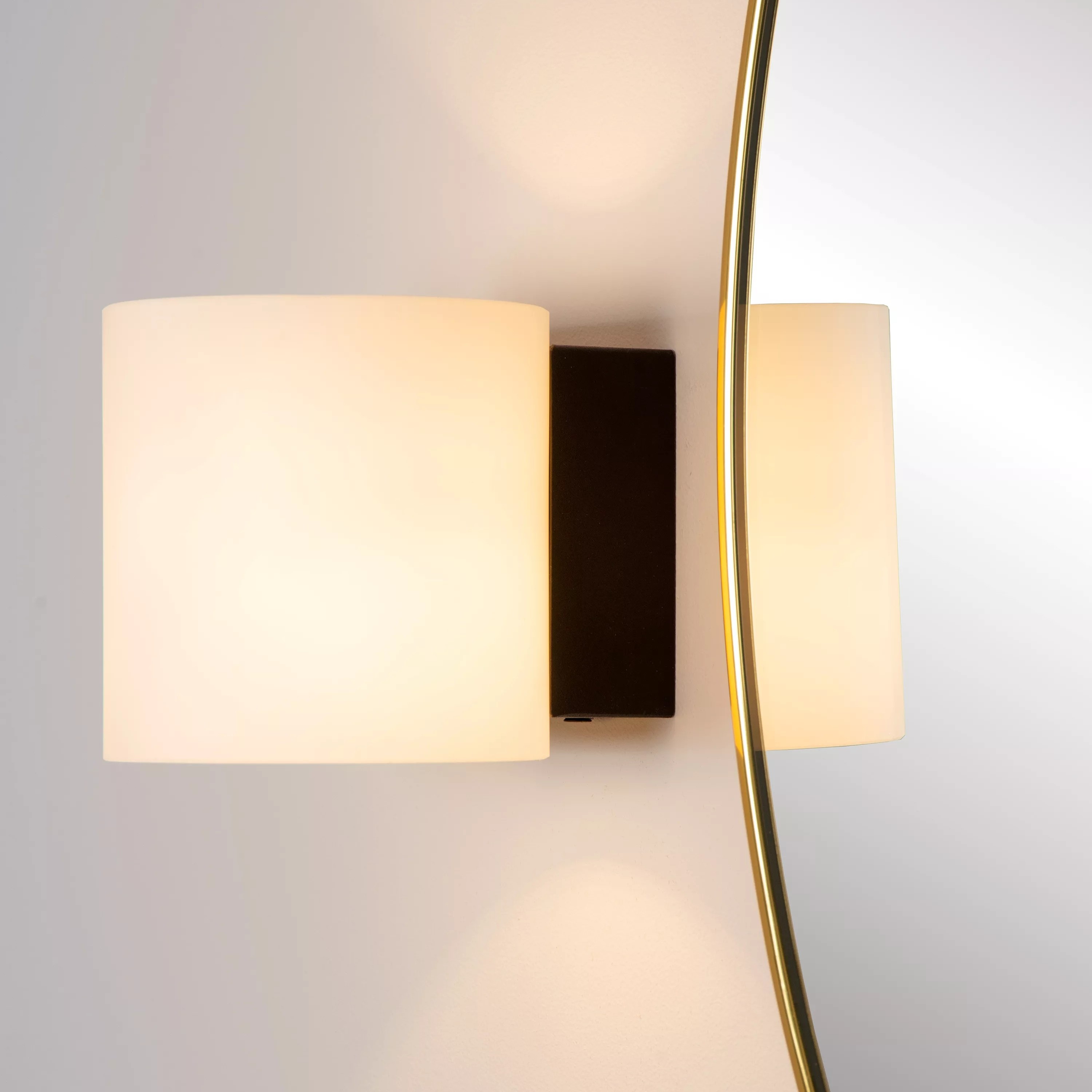 Lucide Jelte - applique murale - x - IP44 - noir et opale