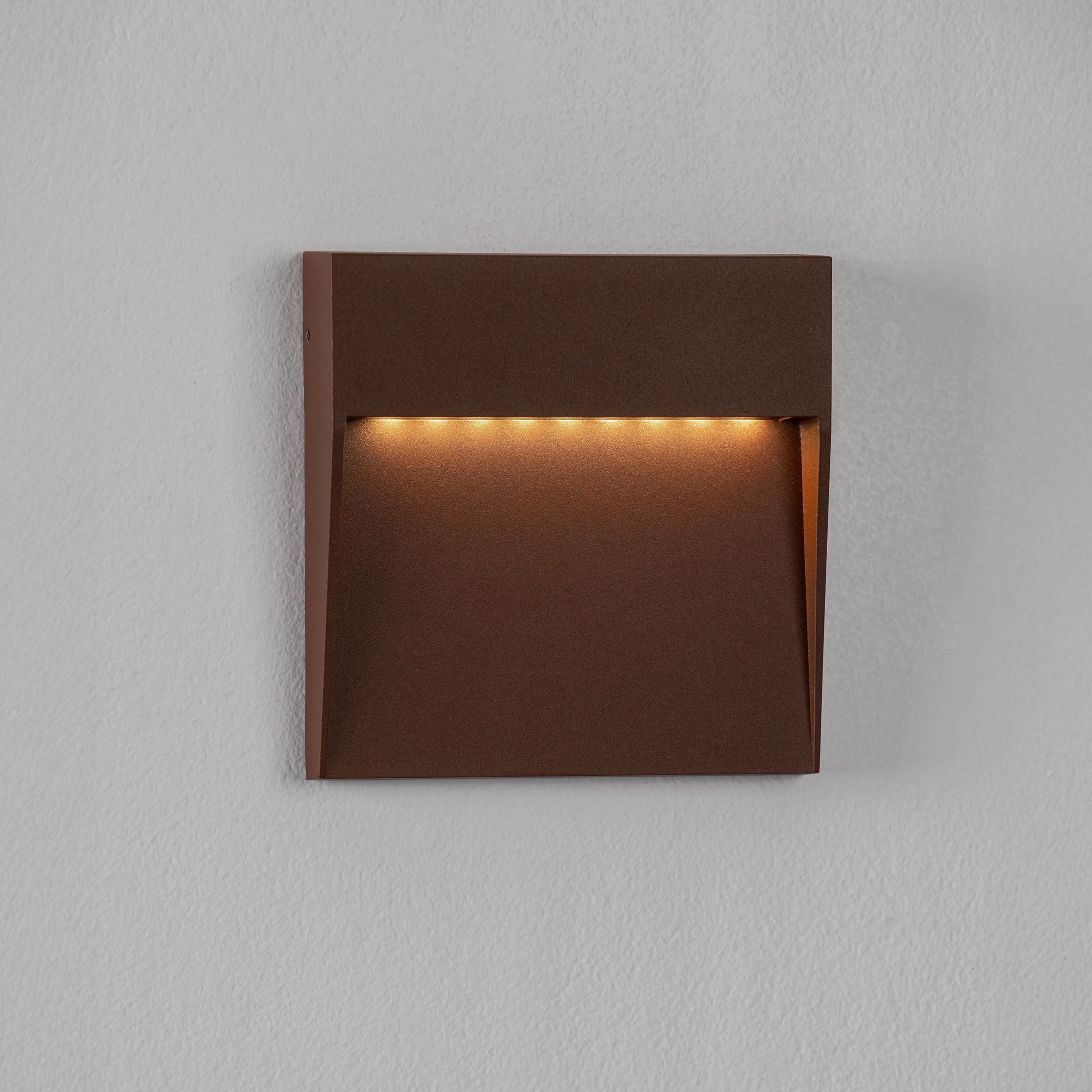 Nova Luce Fem - applique murale extérieure - Ø x 2,7 cm - 5W LED inclus - IP54 - corten