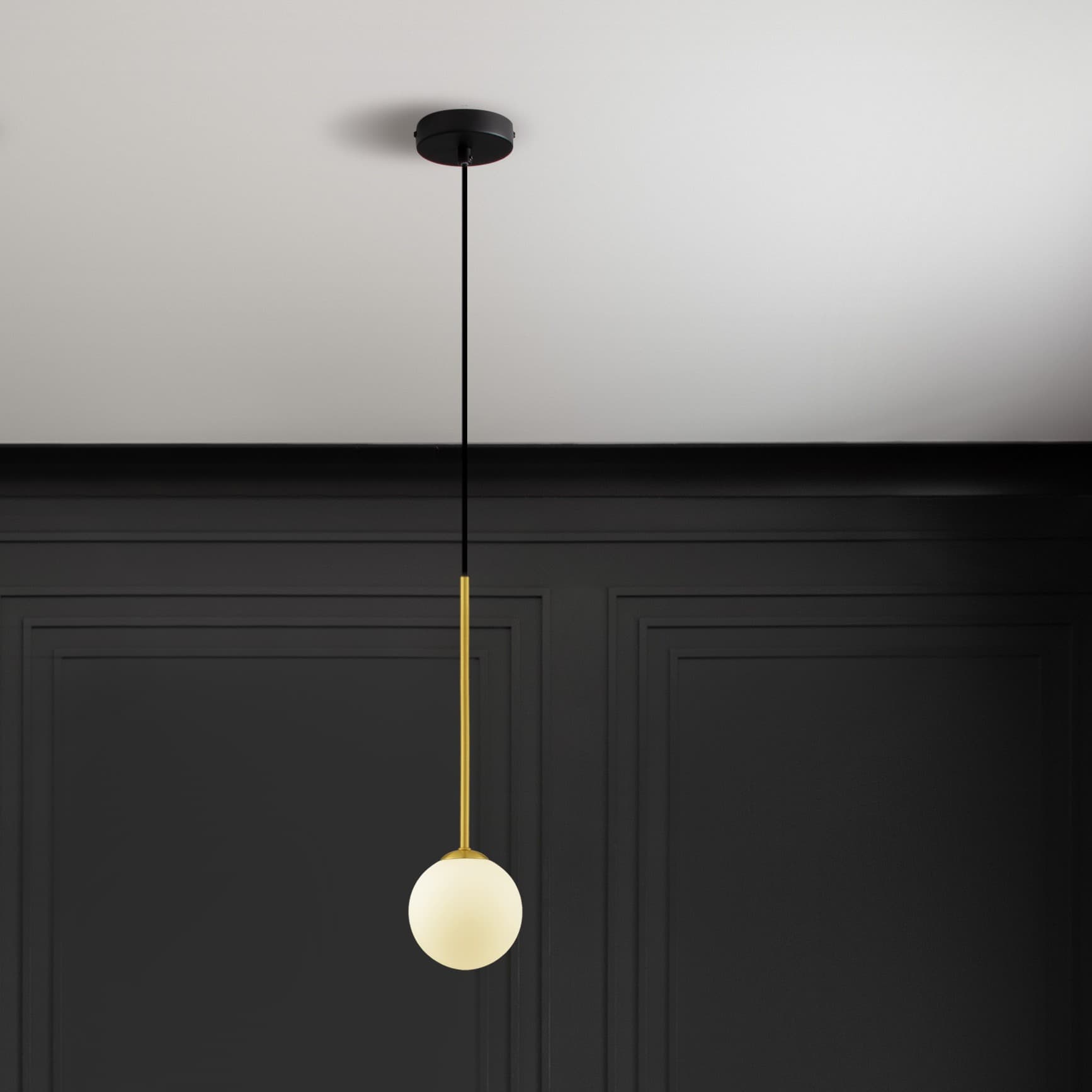 Nova Luce Savoy - lampe suspendue - Ø cm - satin doré, noir mat et blanc opale