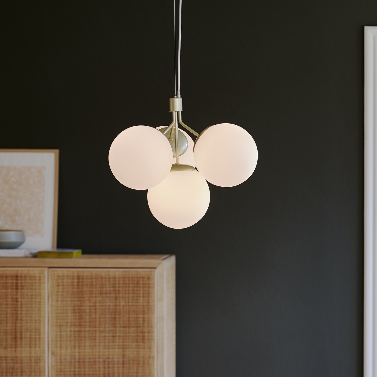 Nordlux Ivona - lampe suspendue - 54,2 x 54,2 x - opale et laiton