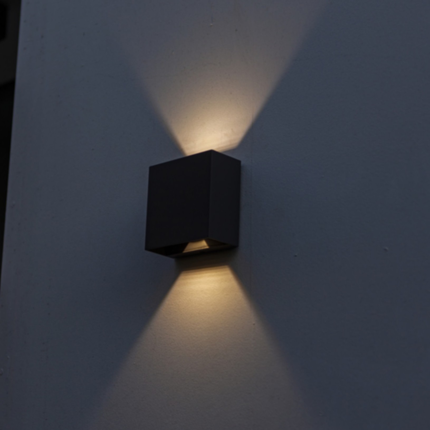 Lutec Gemini Beams - x 5.4 cm - 10W inclus - IP54 - noir - blanc chaud
