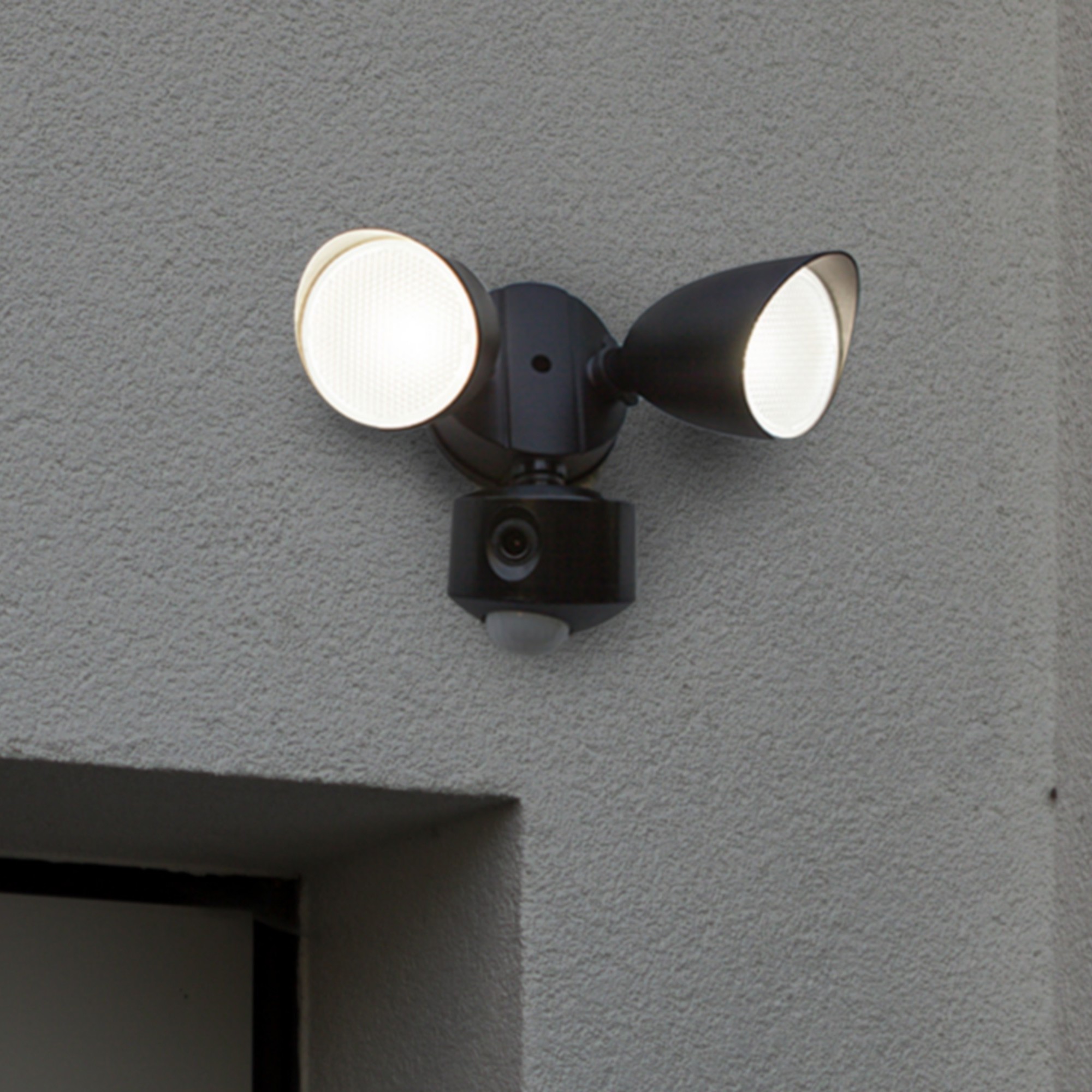 Lutec Draco - Applique d'extérieur avec détecteur de mouvement et caméra - 23,4 x 15,8 x 19 cm - 19W LED inclus - IP44 - noir