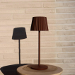 Lucide Justine - lampe de table extérieure sans fil avec station de charge - Ø 13,5 x 38 cm - 2W LED dimmable inclus - IP54 - brun rouille