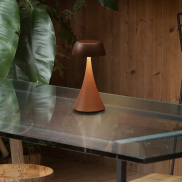 Nova Luce Ycro - lampe de table rechargeable pour extérieur - Ø 8 x 17,5 cm - 2W dimmable LED inclus - IP54 - corten