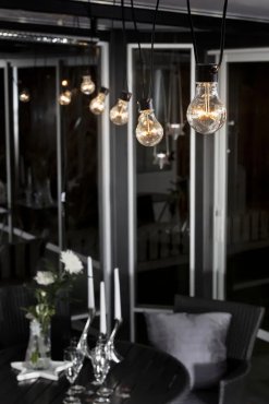 Konstsmide - guirlande lumineuse décorative avec fonction variateur - kit de démarrage - 9,15 mètres de longueur plus 10,85 mètres de cordon - 10 ampoules LED incluses - 3,4W - IP44 - noir