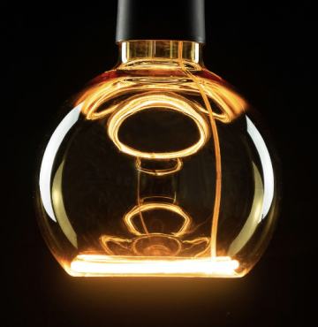 Segula Ampoule LED - Globe flottant - Ø 12,5 x 16,5 cm - E27 - 4W dimmable - 2200K - ambre