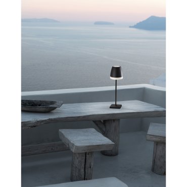 Nova Luce Colt - lampe de table extérieure à piles - Ø 11 x 38 cm - 1W LED dimmable inclus - IP44 - noir sable