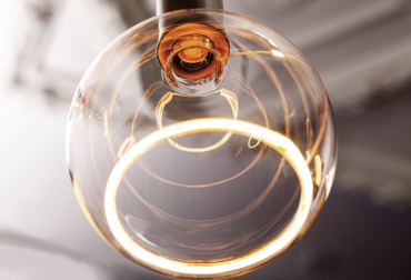 Segula Ampoule LED - Floating Line - Ø 20 x 23 cm - E27 - 6W dimmable - 1900K - transparent