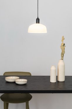 Faro Tatawin - lampe suspendue - Ø 25 x 111,5 cm - noir/verre laiteux