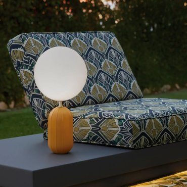 New Garden Monica 50 - lampe de table rechargeable à batterie avec télécommande - Ø 25 x 51,3 cm - 7W LED inclus - IP54 - jaune moutarde
