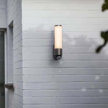 Lutec Leda - Applique d'extérieur avec détecteur - 7 x 11 x 34 cm - 15,5W LED inclus - IP44 - gris