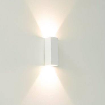 Artdelight Vegas - applique murale - 5 x 5 x 15 cm - 2 x 1,5W LED inclus - IP65 - blanc