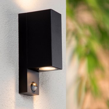 Lucide Zaro - Applique d'extérieur avec détecteur - 7 x 10,4 x 23 cm - IP65 - noir