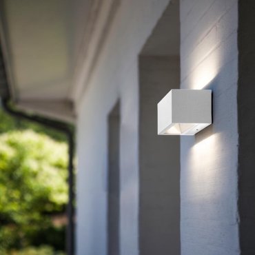 Lutec Gemini - Applique d'extérieur - 14 x 9 x 6 cm - 10,5W LED inclus - IP54 - blanc