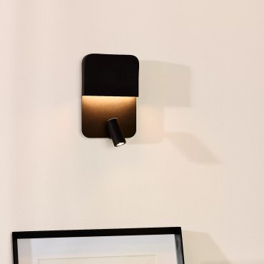 Lucide Boxer - applique murale avec port USB et interrupteur - 13,5 x 10 x 24 cm - 5W + 3W LED inclus - noir