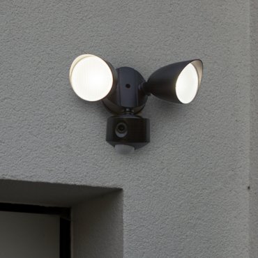 Lutec Draco - Applique d'extérieur avec détecteur de mouvement et caméra - 23,4 x 15,8 x 19 cm - 19W LED inclus - IP44 - noir