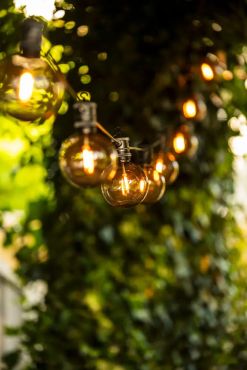 Konstsmide - set de lumières décoratives pour fêtes avec fonction dimmer et LED remplaçables - 4,5m de long avec 10m de cordon - 10 ampoules LED incluses - 7W - IP44 - noir